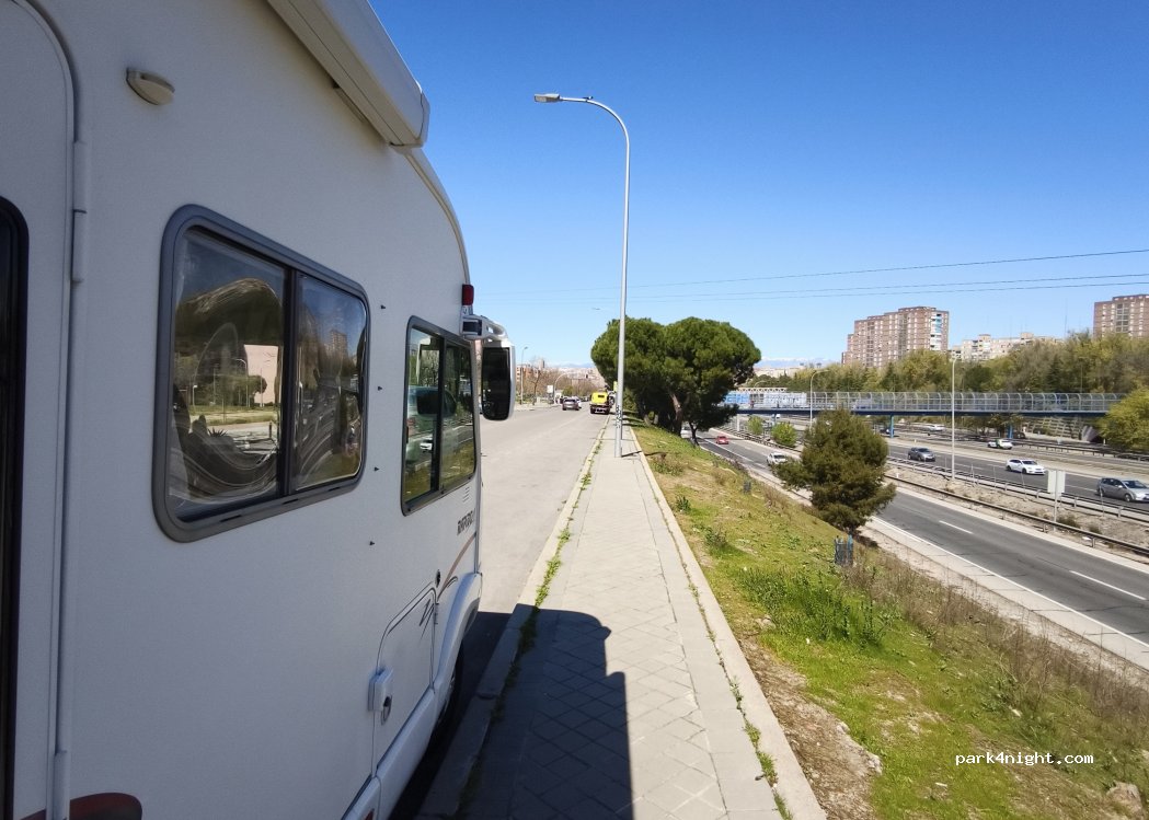 (28038) Madrid - Calle El Bosco — foto