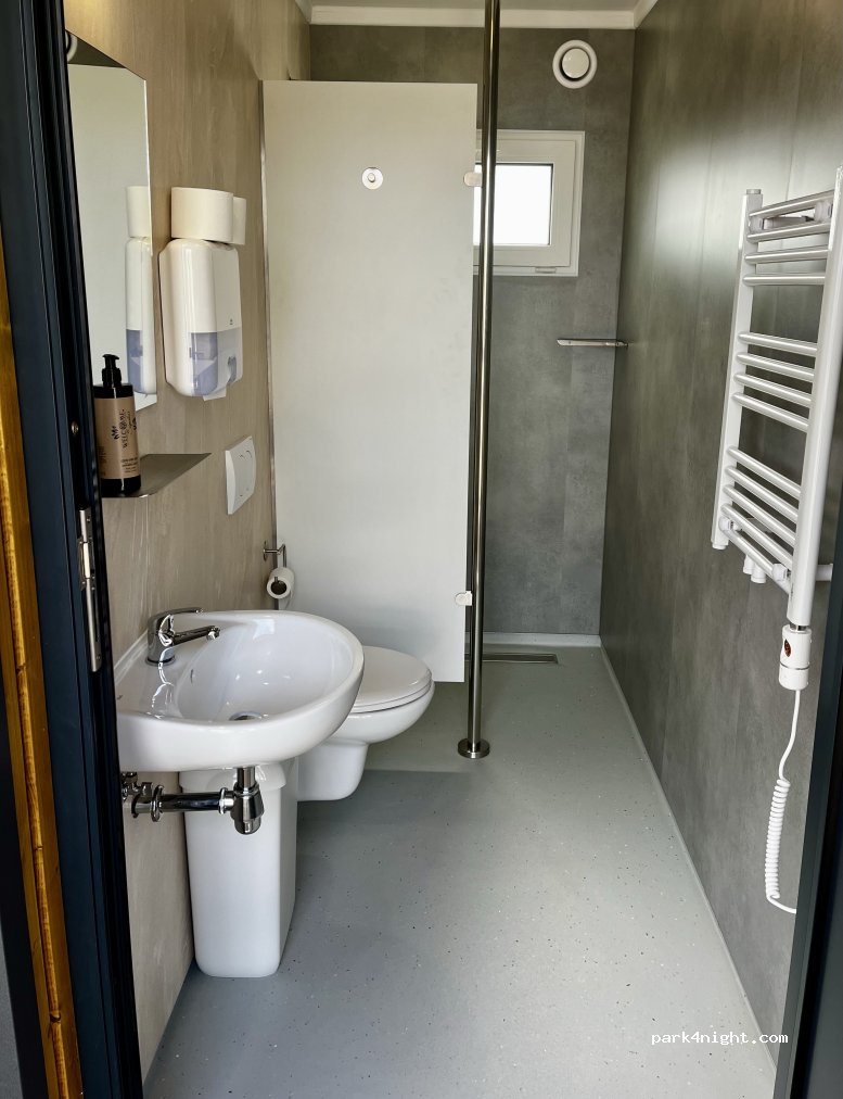 Roll&Rest - Wohnmobil- und Caravanstellplatz — foto 4