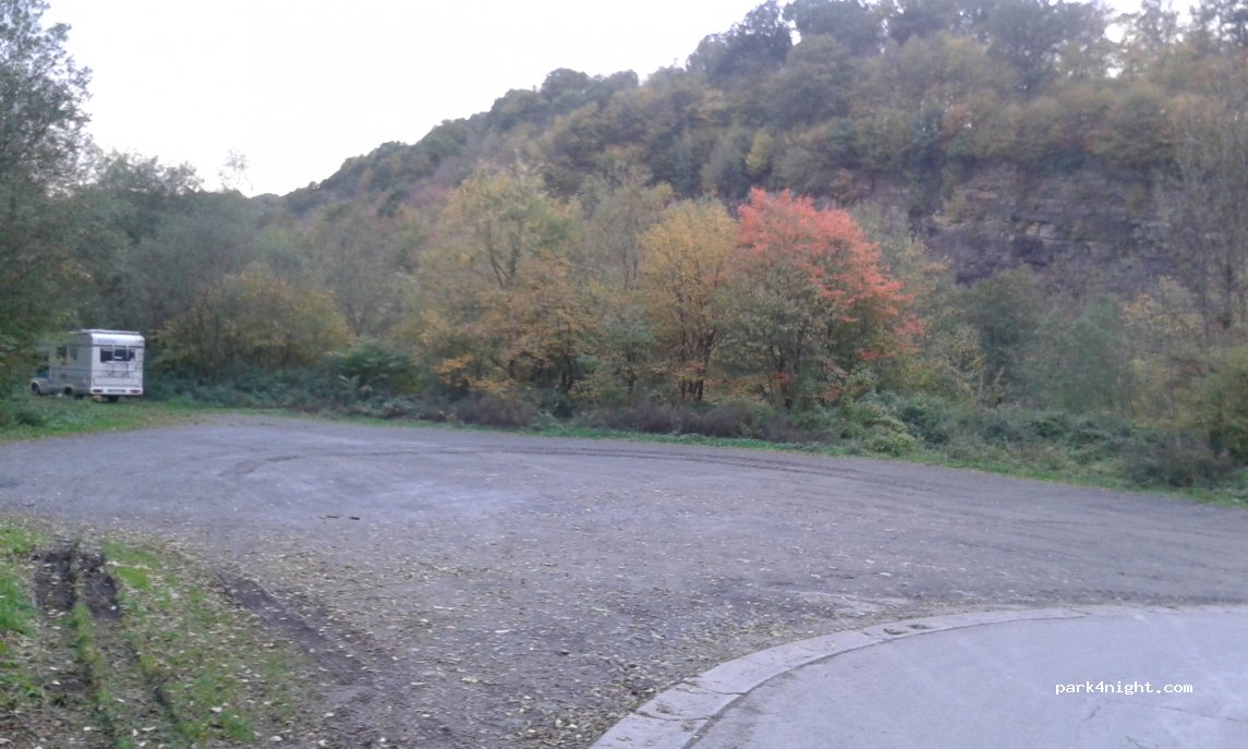 (5530) Yvoir - Rue de Chansin — foto
