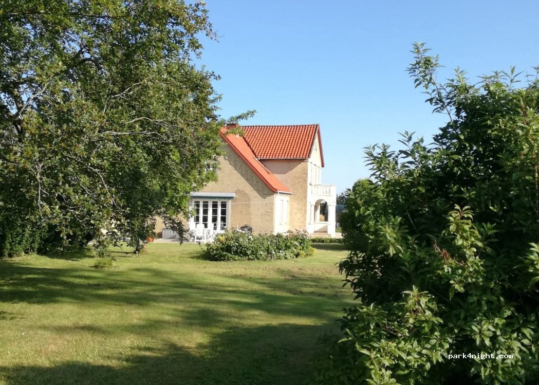 Ostedgård — foto