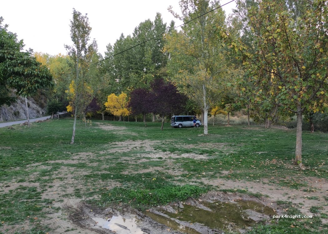 (22730) Aragüés del Puerto - Carretera — foto 4