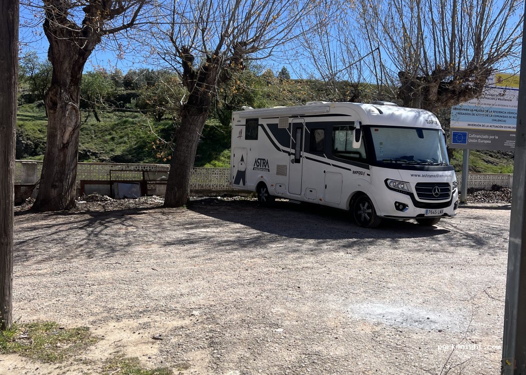 (46315) Caudete de las Fuentes - N-III — foto 3