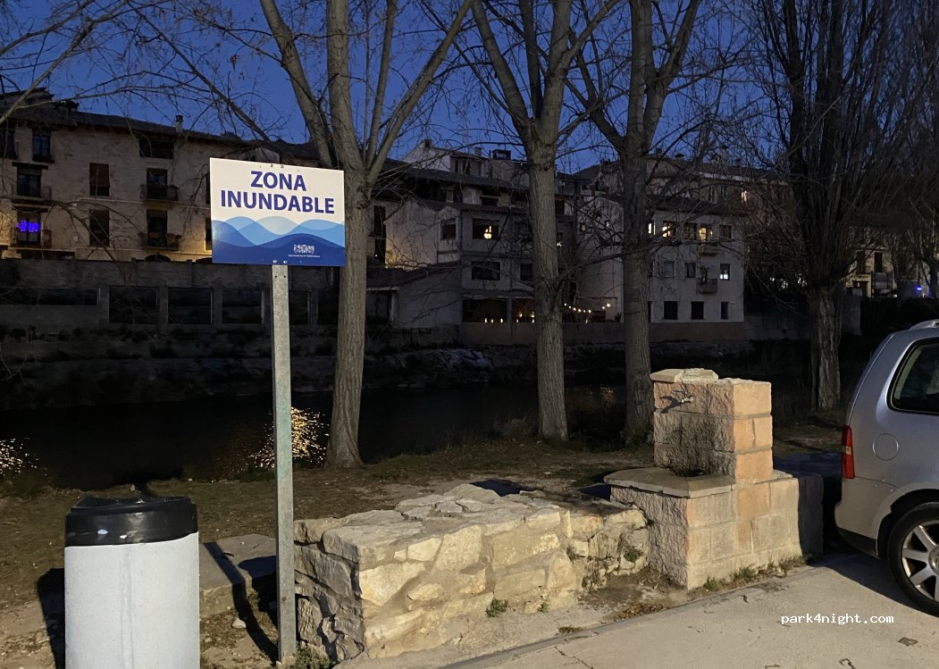 (44580) Valderrobres / Vall de Roures - Calle de Elvira de Hidalgo — foto 3