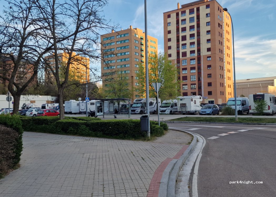 (47009) Valladolid - Calle del Bálago — foto 2