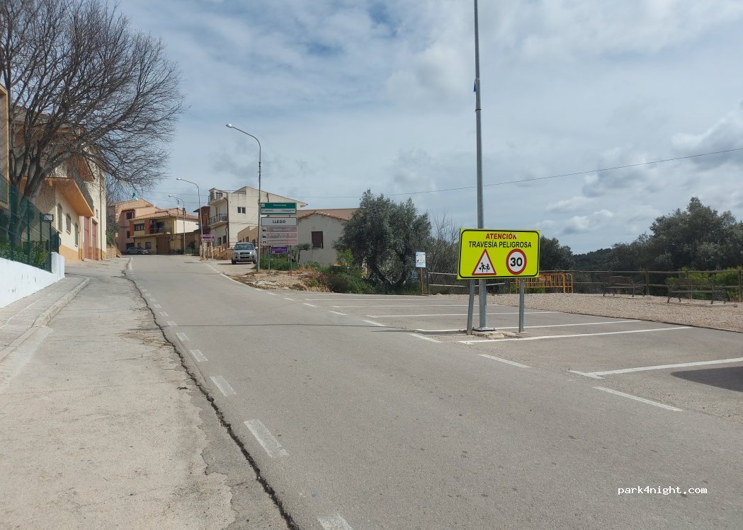 (43596) Lledó / Lledó d'Algars - Carrer de la Carretera — foto