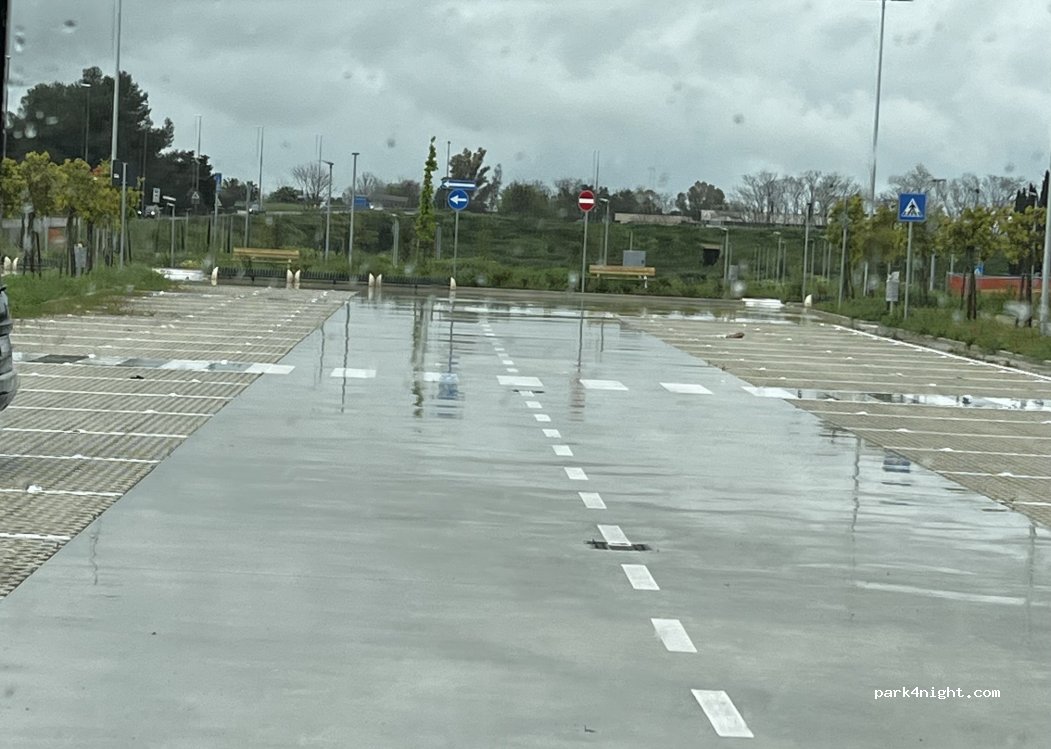 (73100) Lecce - Viale del Risorgimento — foto 3