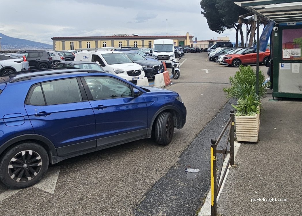 (80133) Naples - — foto