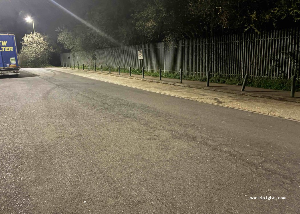 (EN6 3DQ) Hertsmere - Cranborne Road — foto