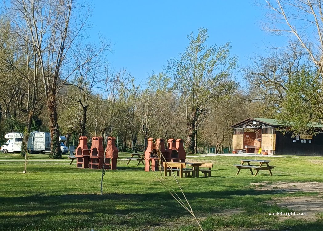 Area Sosta Abbazia Furlo — foto 3