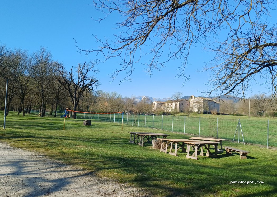 Area Sosta Abbazia Furlo — foto 4