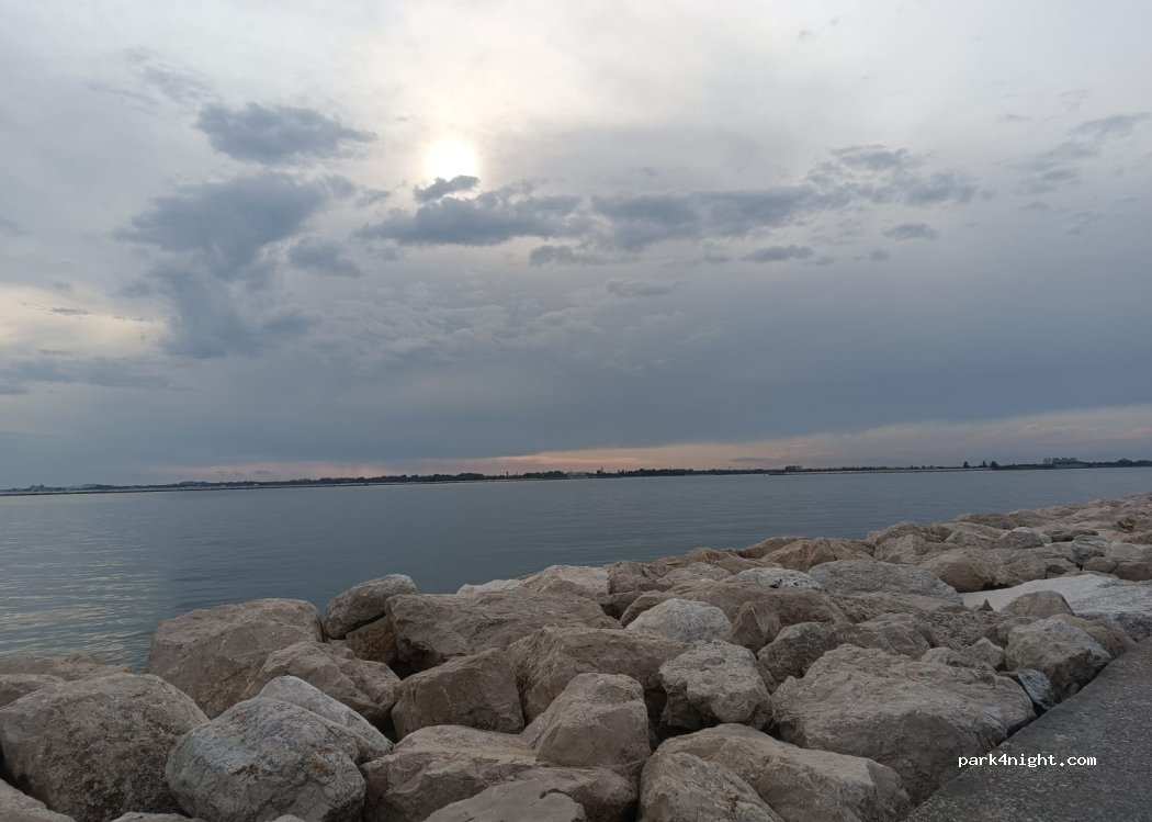 () Punta Sabbioni - Lungomare Dante Alighieri — foto 2