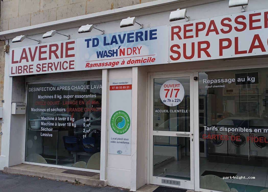 (60700) Pont-Sainte-Maxence - 1 Rue de la République — foto 2
