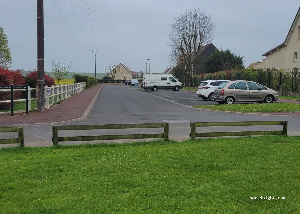 (14610) Cairon - Chem. Notre Dame du Marais — foto 2