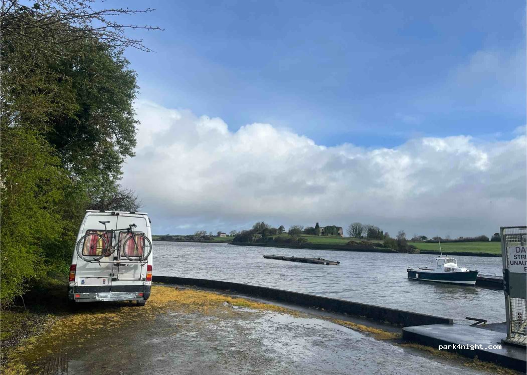 () The Municipal District of Adare — Rath - L1235 — foto