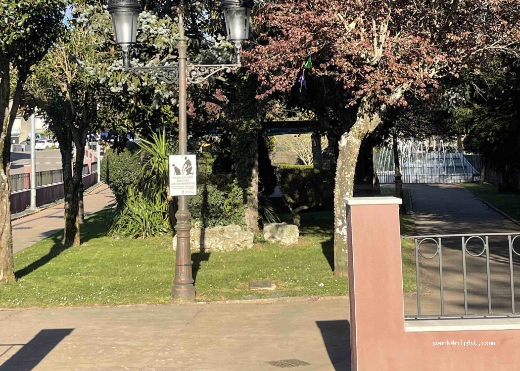 (24370) Torre del Bierzo - Avenida Santa Barbara — foto