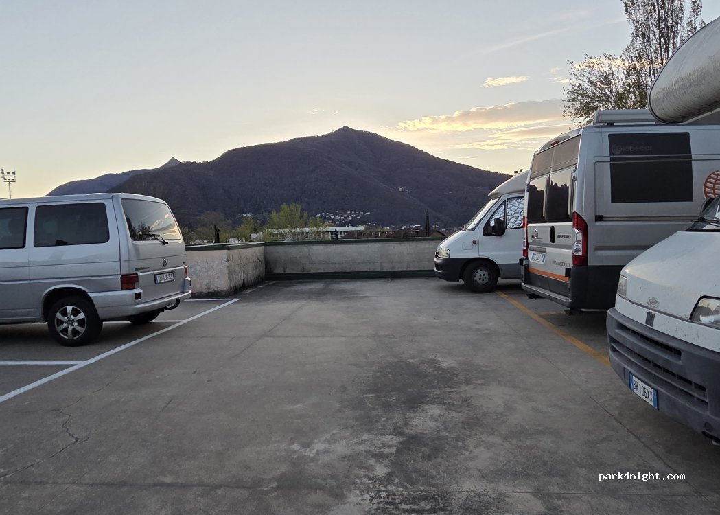 (21016) Maccagno con Pino e Veddasca - 124 Golfo della Gabella — foto