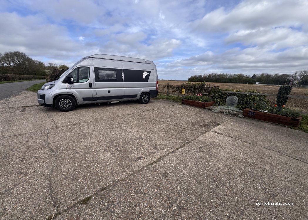 (MK44 2BY) Little Staughton - — foto