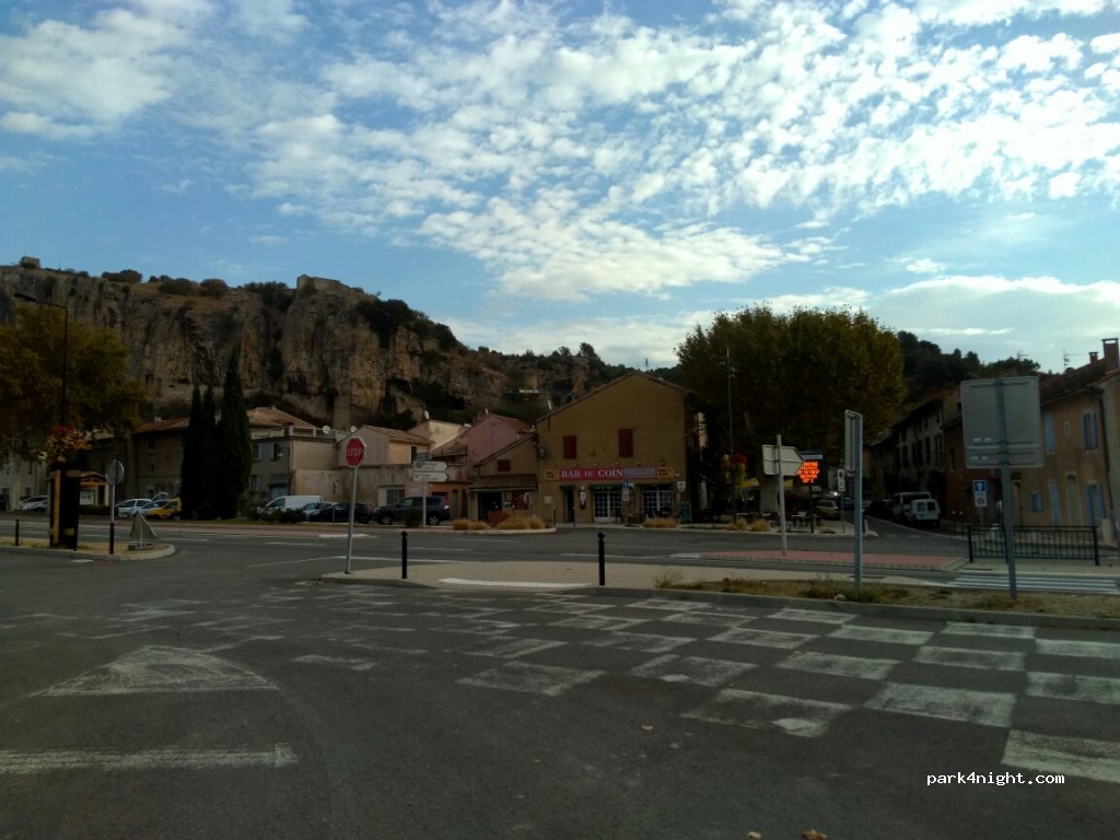 (84550) Mornas - 2069 Route Nationale 7 — foto 3
