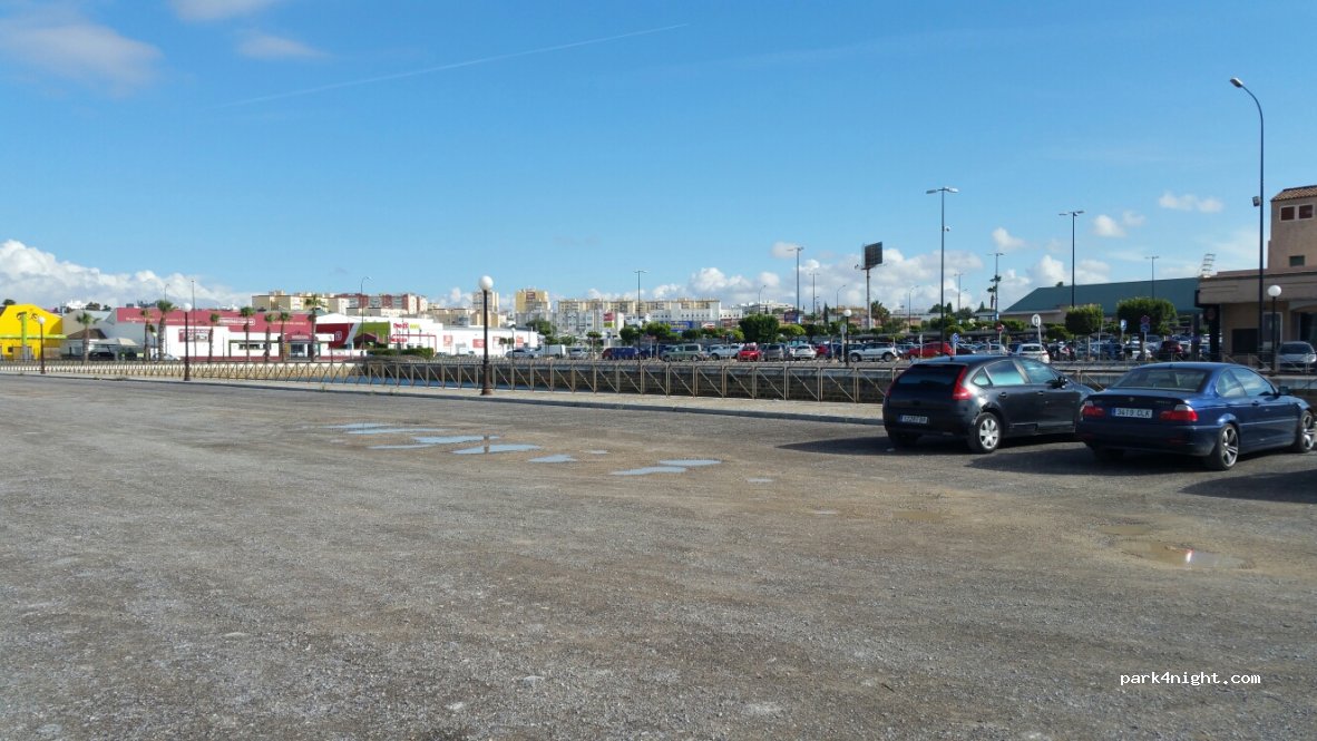 (11100) San Fernando - Unnamed road — foto