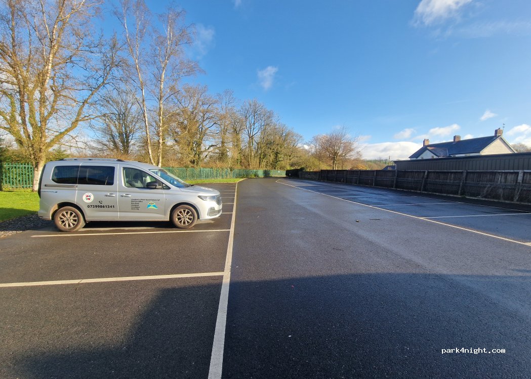(SA20 0HY) Llandovery - Cil-y-cwm Road — foto