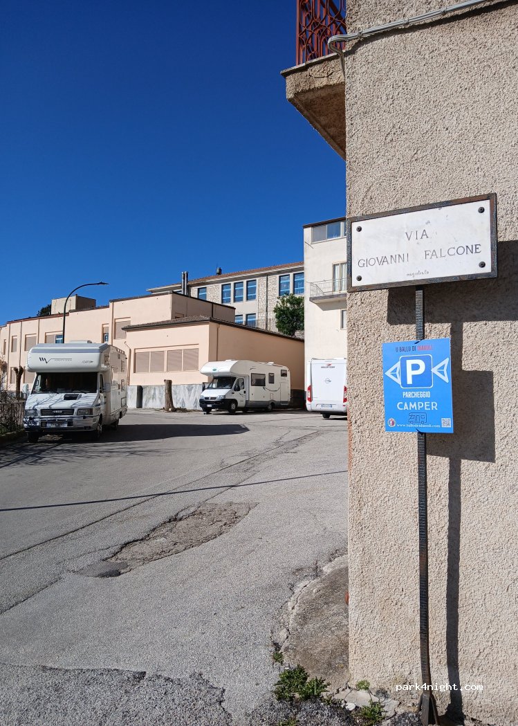 (90038) Prizzi - Via Giovanni Falcone — foto