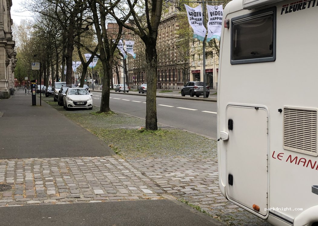 (59033) Lille - Boulevard Louis XIV — foto
