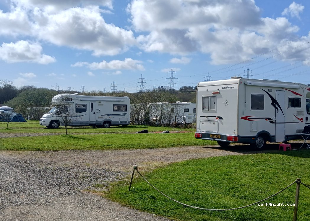 Covert Farm Camping — foto 4