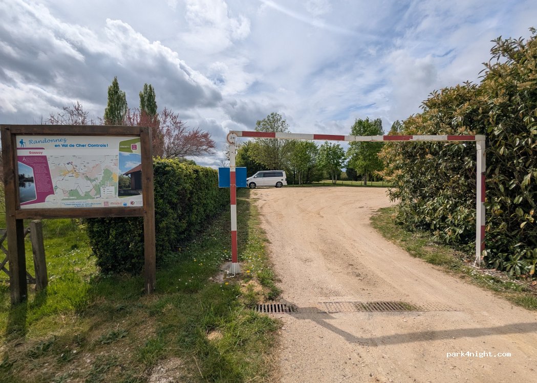 (41700) Sassay - D 157 — foto