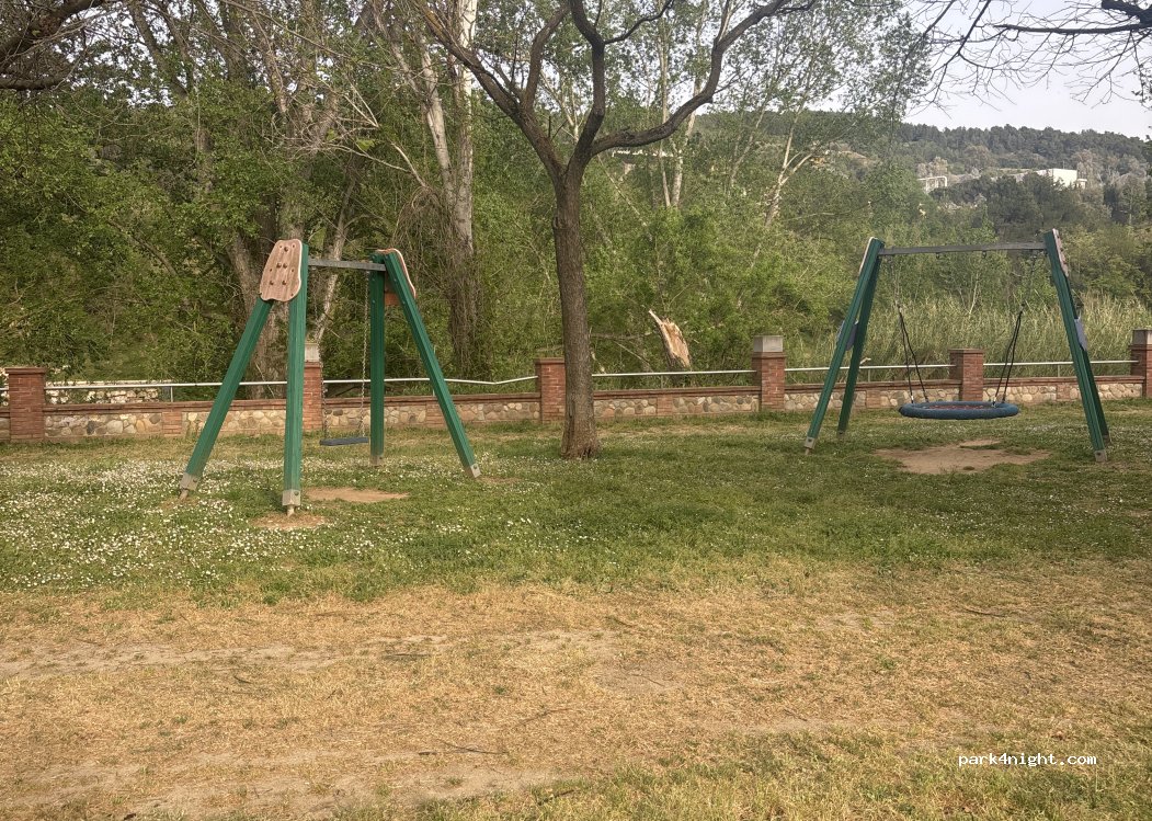 (17840) Sarrià de Ter - Passeig del Riu — foto 2