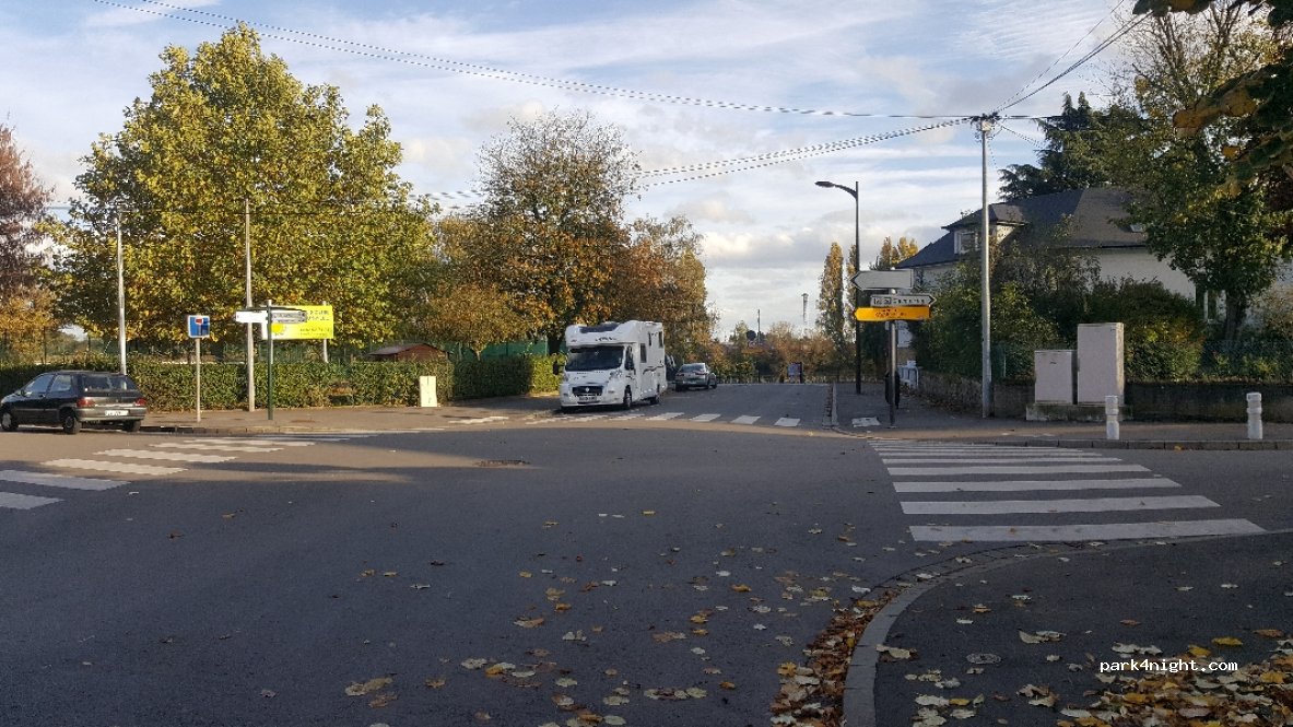 (57100) Thionville - 11 Rue Gambetta — foto 2