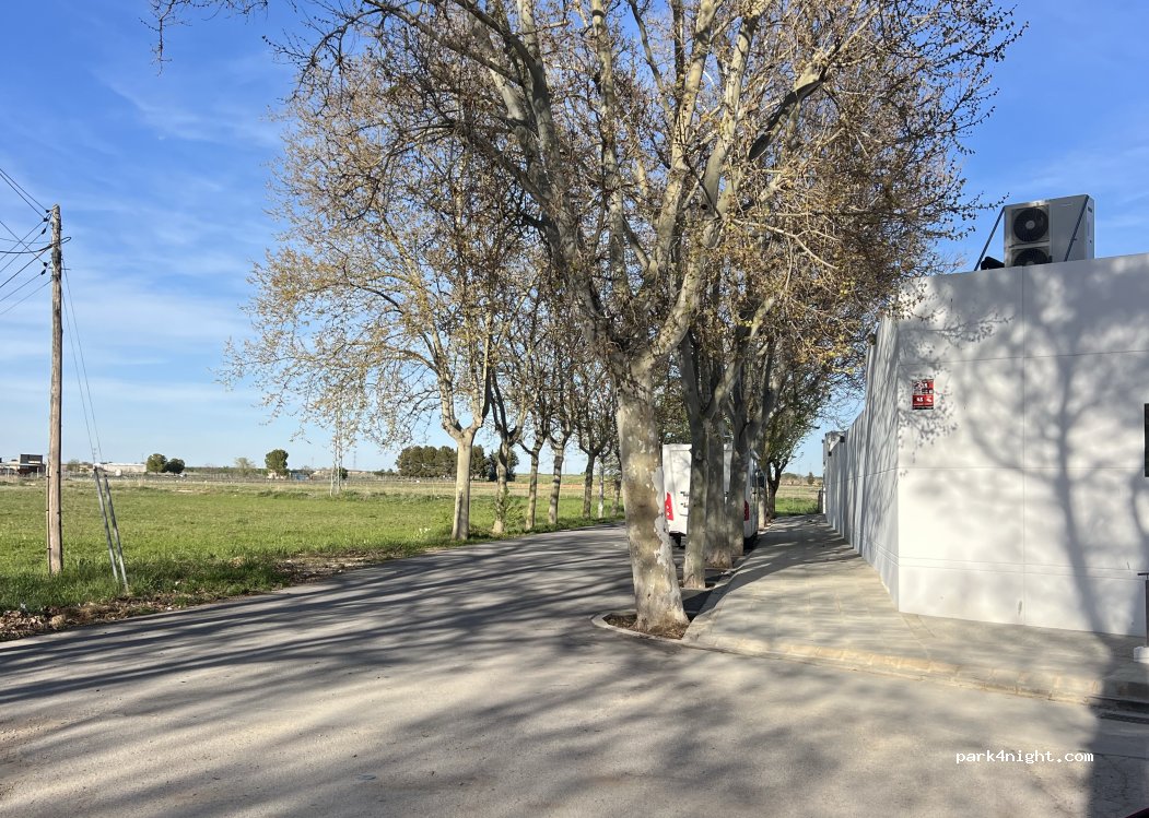 (02230) Madrigueras - C. Ensenanza — foto
