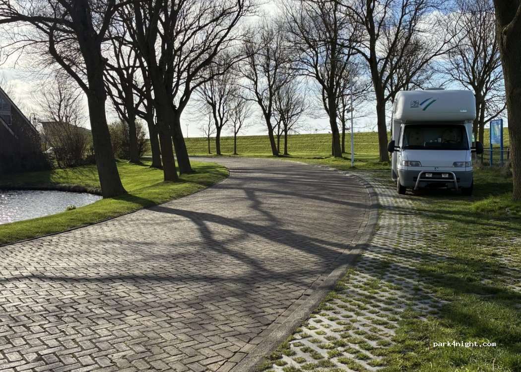 (8715HZ) Súdwest-Fryslân - Voorstraat — foto 3