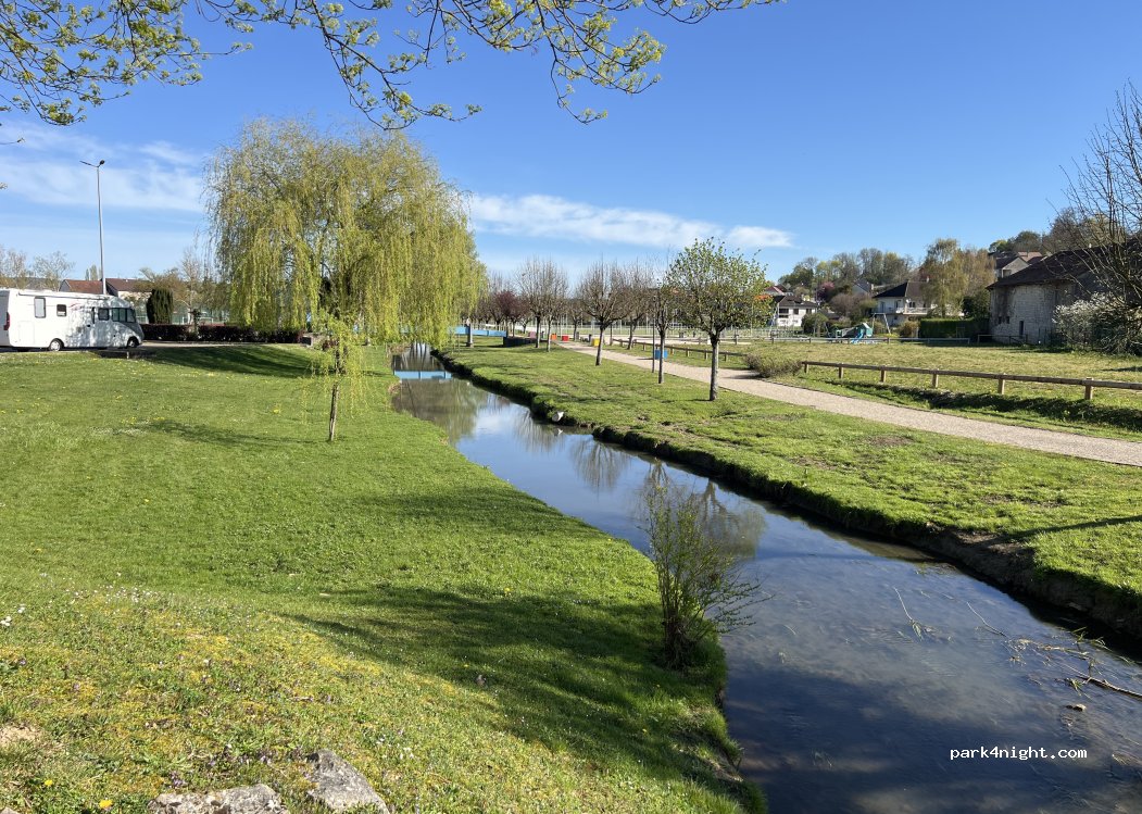 (39700) Rochefort-sur-Nenon - Rue Barbière — foto 2