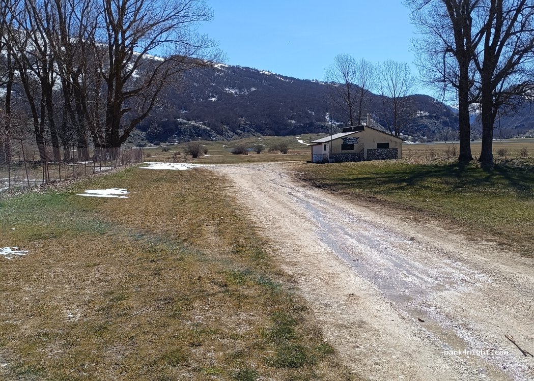 (67046) Ovindoli - Strada Statale 696 del Parco Regionale Sirente-Velino — foto