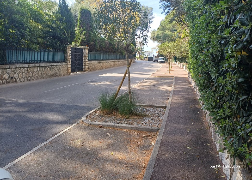 (06230) Saint-Jean-Cap-Ferrat - Boulevard du Général de Gaulle — foto
