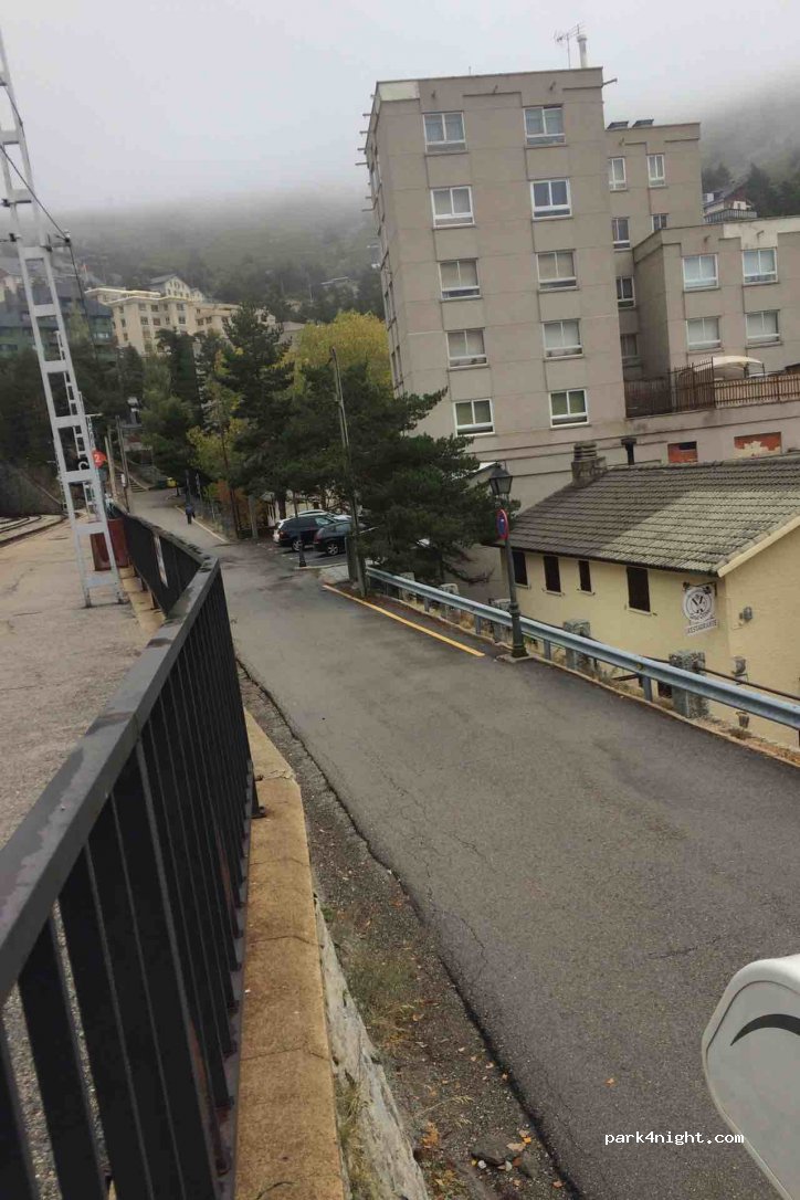 (28470) Cercedilla - 9 Calle de la Virgen de las Nieves — foto 3