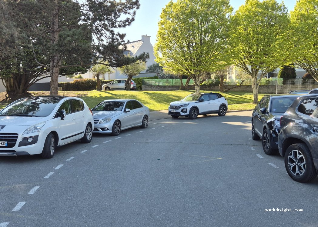 (56260) Larmor-Plage - Avenue du Général de Gaulle — foto 2