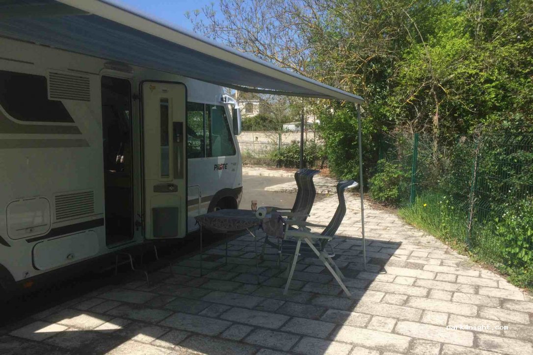 (41200) Romorantin-Lanthenay - Impasse du Lavoir — foto 2