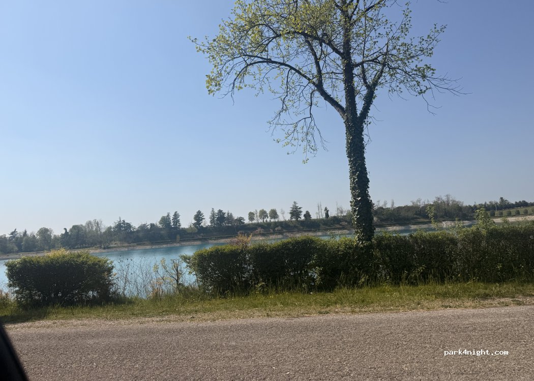 (31027) Spresiano - Via Gasparotto Vecellio — foto