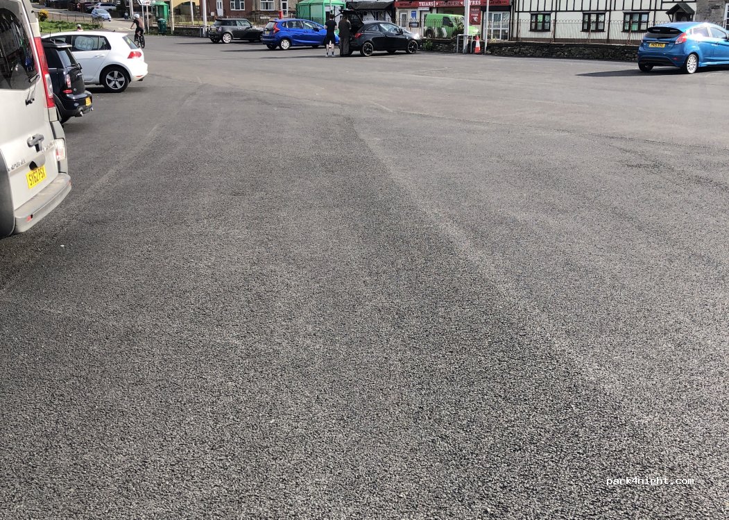 (LL57 1AD) Bangor - Beach Road — foto 2