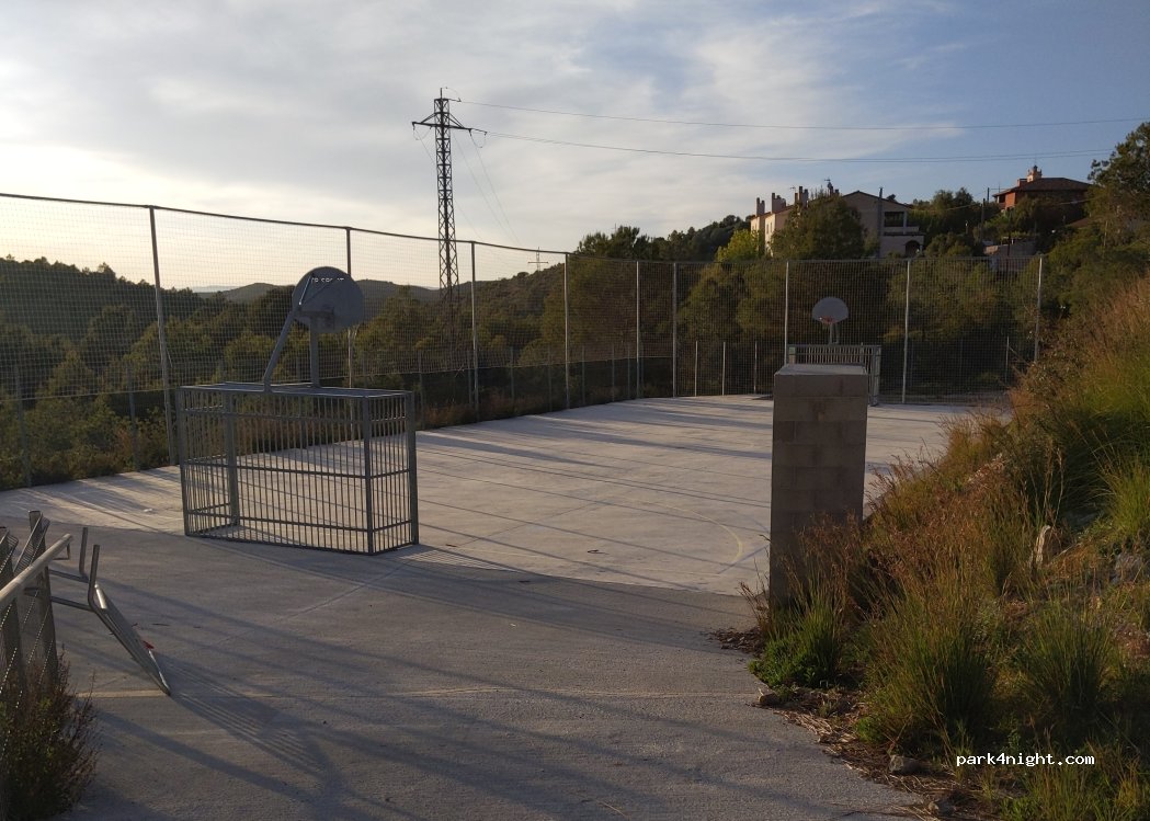 (08818) Olivella - Carrer del Migjorn — foto