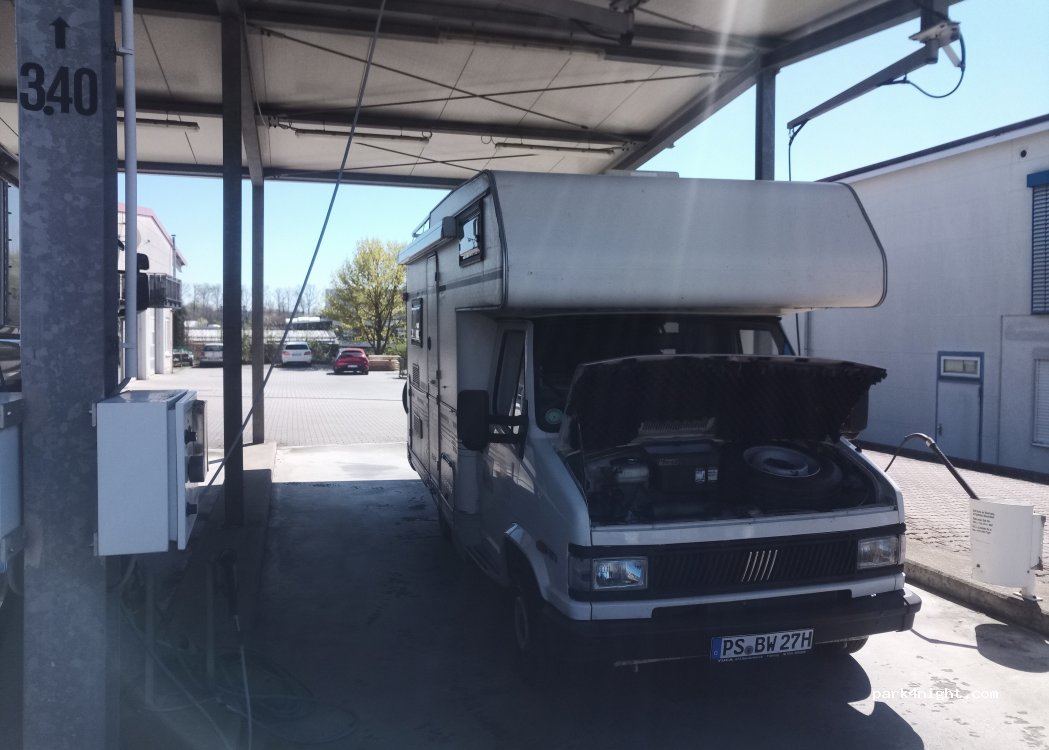 (75015) Bretten - Westliche Gewerbestraße — foto