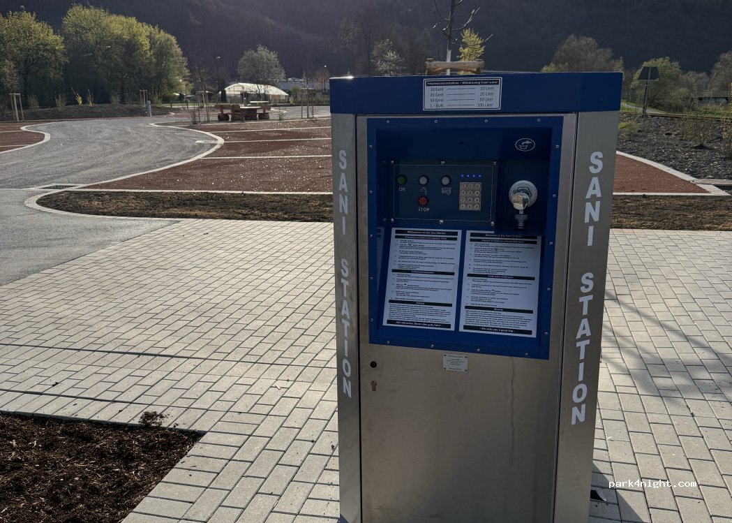 Wohnmobilstellplatz - Altes Feld — foto