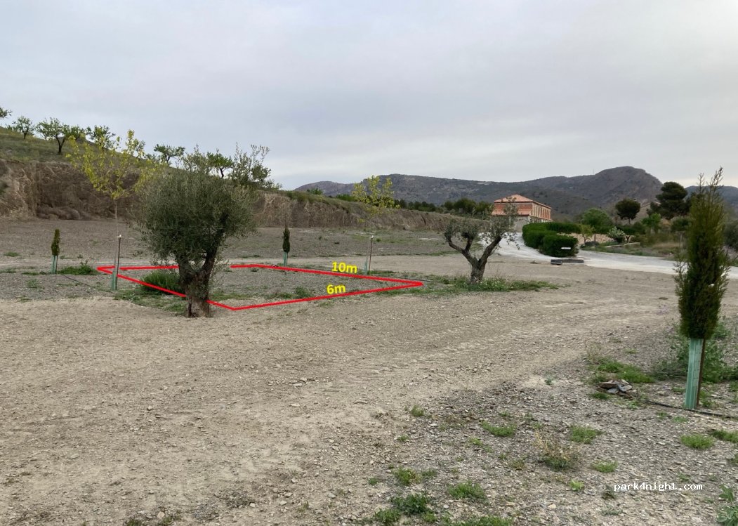 Aparcamiento de Autocaravanas Lo Bulle Oria — foto 4