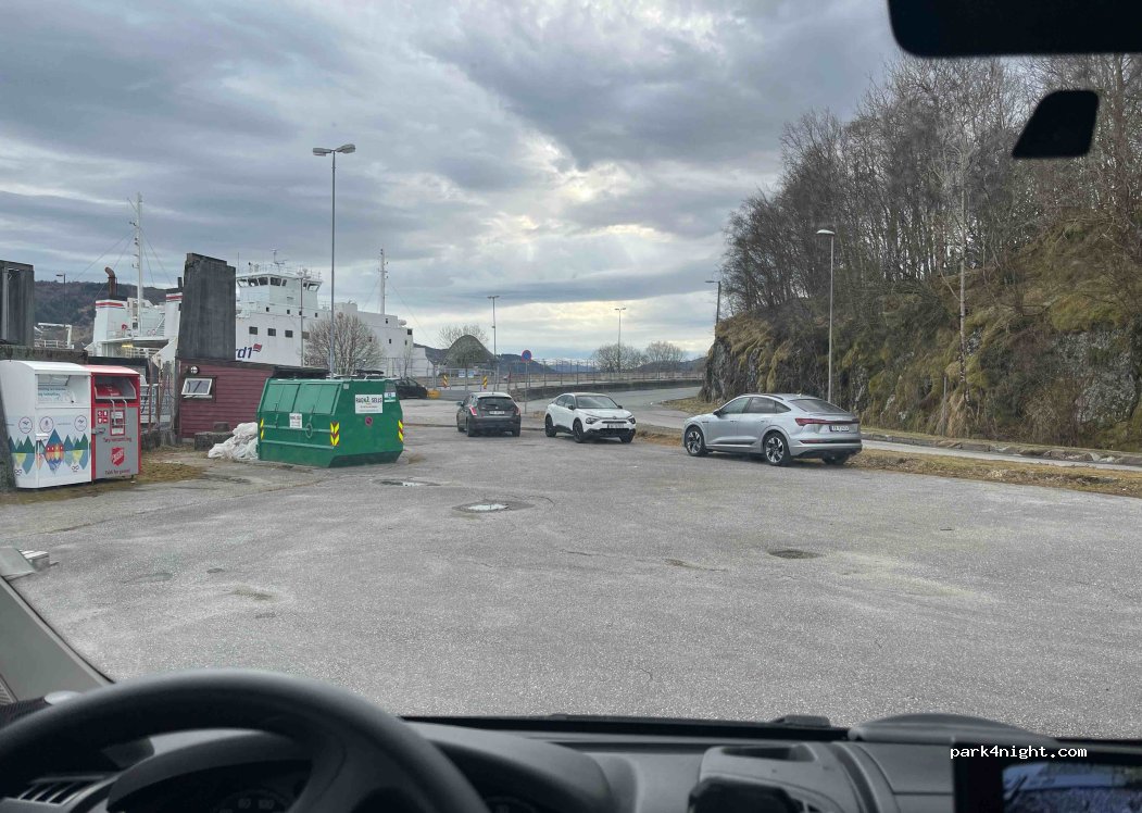 (5108) Bergen - Nedre Prestavegen — foto