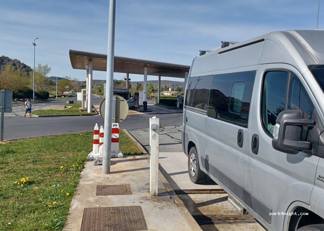(34520) Le Caylar - Unnamed Road — foto