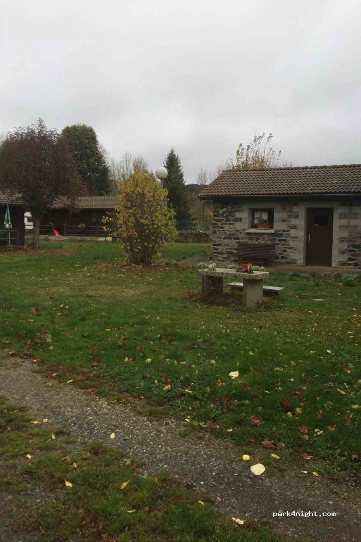 Camping de l'auberge du Meygal — foto 2