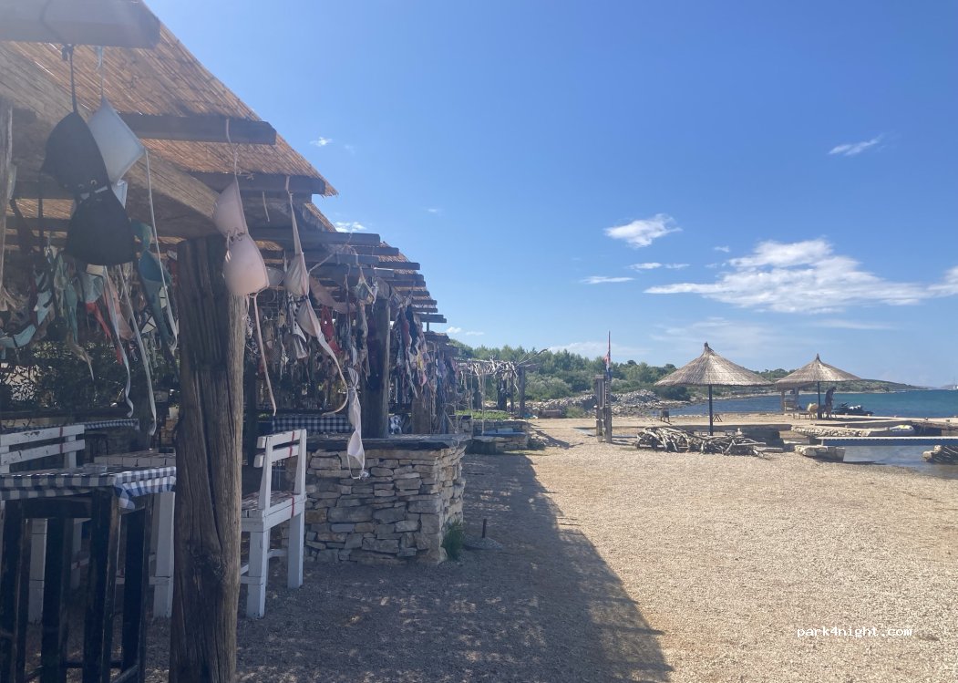 Bikini Beach Bar — foto 2