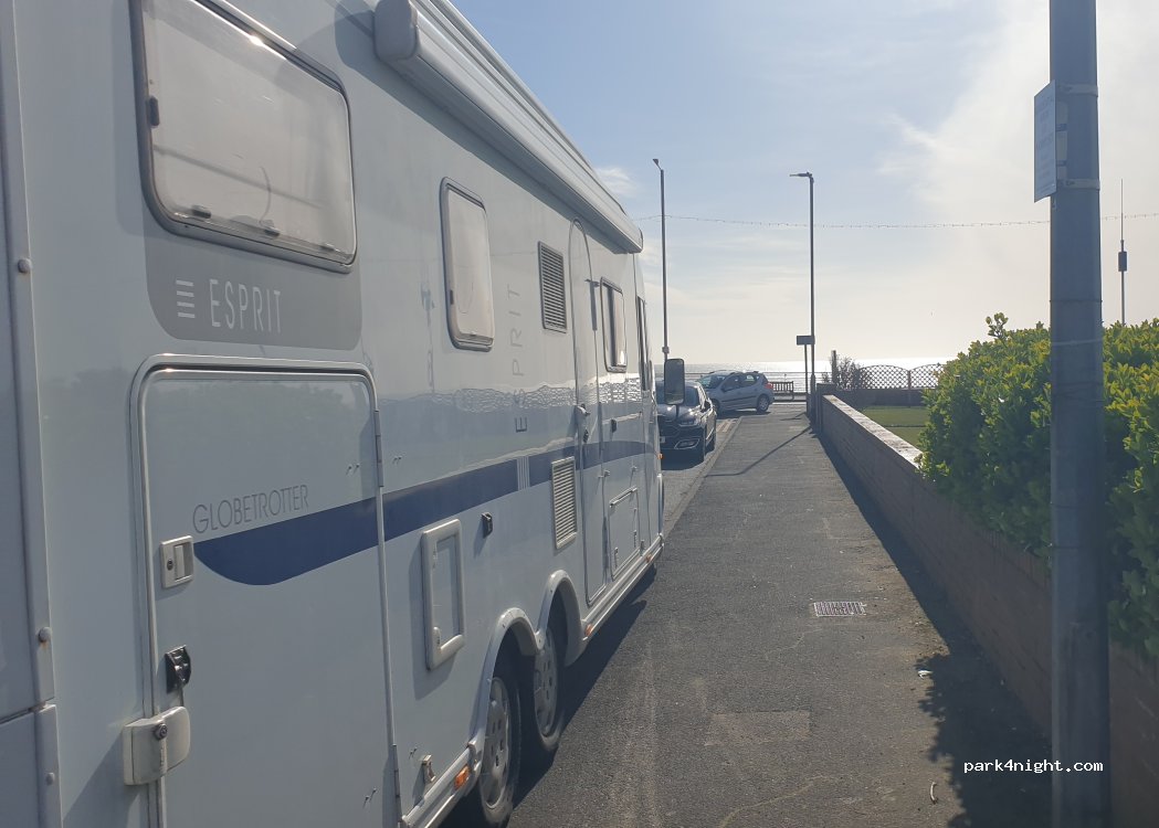 (YO15 3JH) Bridlington - Trafalgar Crescent — foto