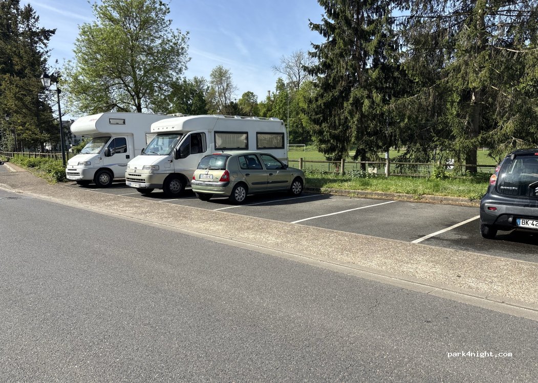 (37210) Rochecorbon - Rue des Clouets — foto